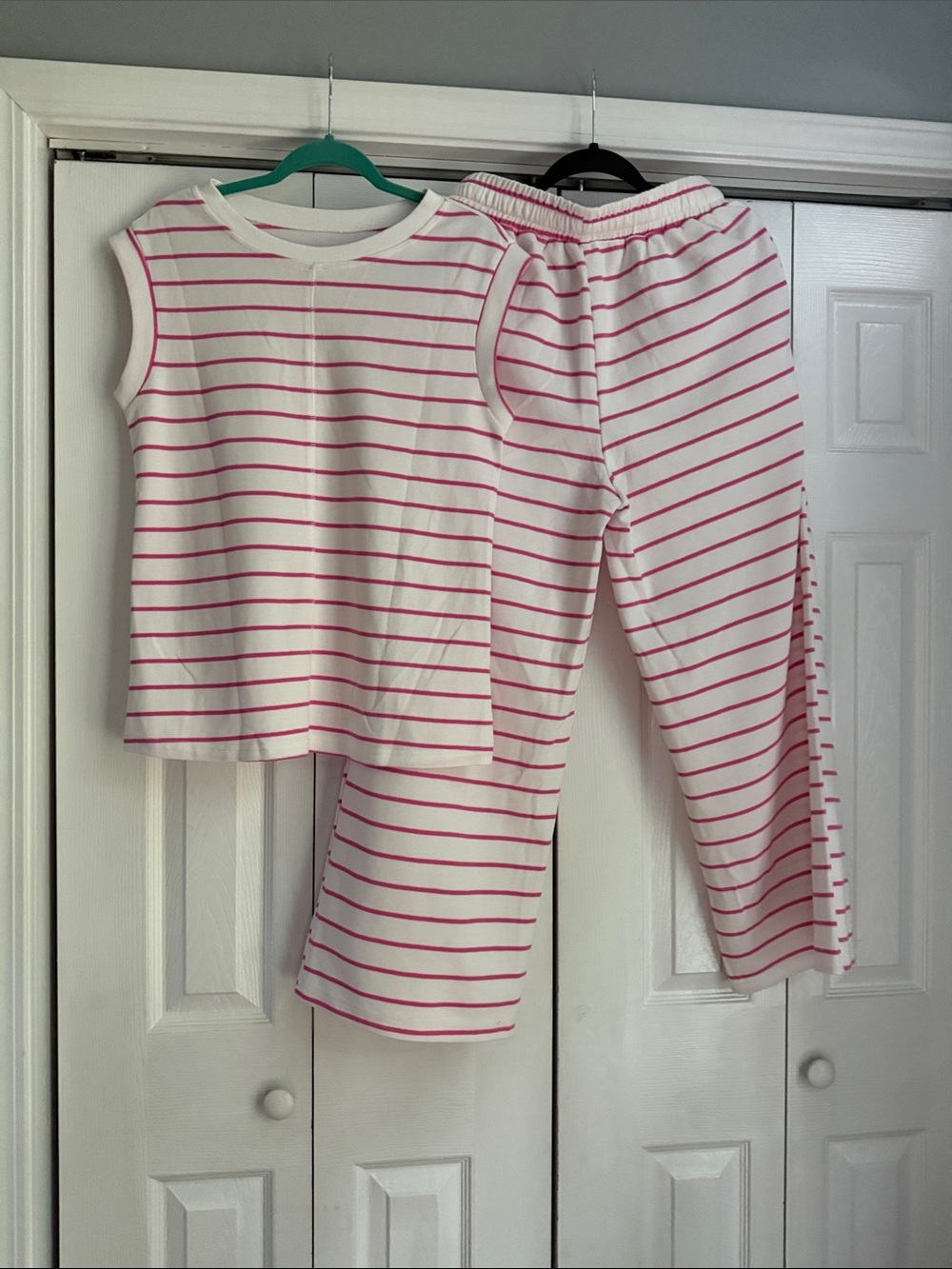 NWOT Women’s Sleeveless Stripe Lounge Set- Pink/White